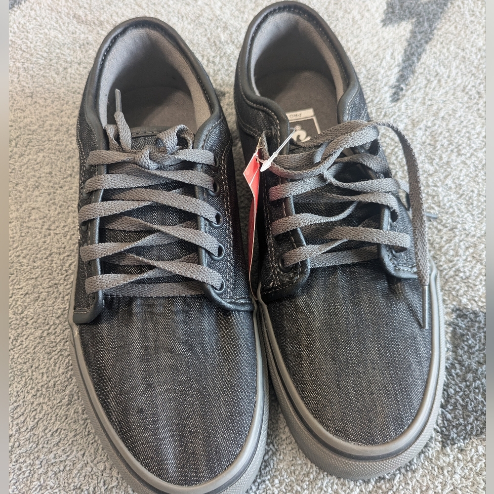 Vans Chukka Low Pro